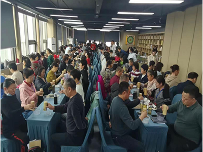 “舒氏气灸2023首期气灸班”在舒卿气灸孵化中心举行